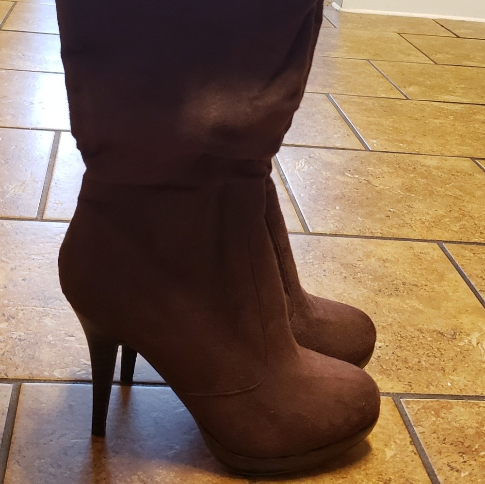New Amiclubwear Knee High Faux Suede Boots